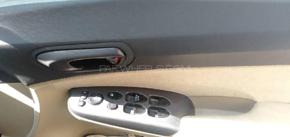 Honda Civic 2011 for Sale in Mirpur khas Honda Civic 2011 for Sale in Mirpur khas Image-6