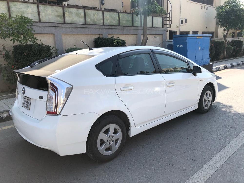Toyota Prius 2011 for Sale in Bannu Toyota Prius 2011 for Sale in Bannu Image-2