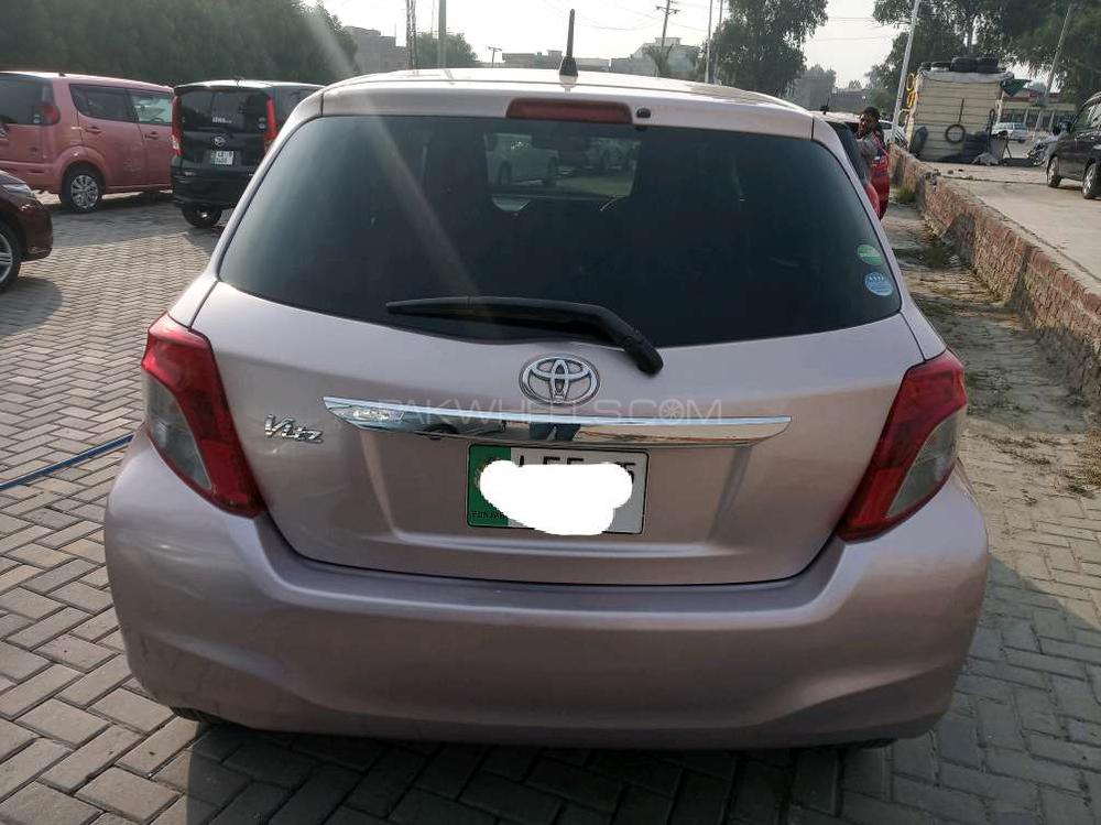 Toyota Vitz 2013 for Sale in Gujranwala Toyota Vitz 2013 for Sale in Gujranwala Image-4