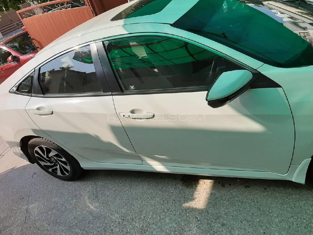 Honda Civic 2017 for Sale in Lahore Honda Civic 2017 for Sale in Lahore Image-7