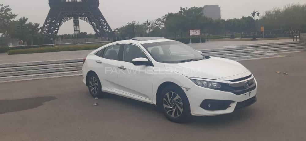 Honda Civic 2018 for Sale in Lahore Honda Civic 2018 for Sale in Lahore Image-6