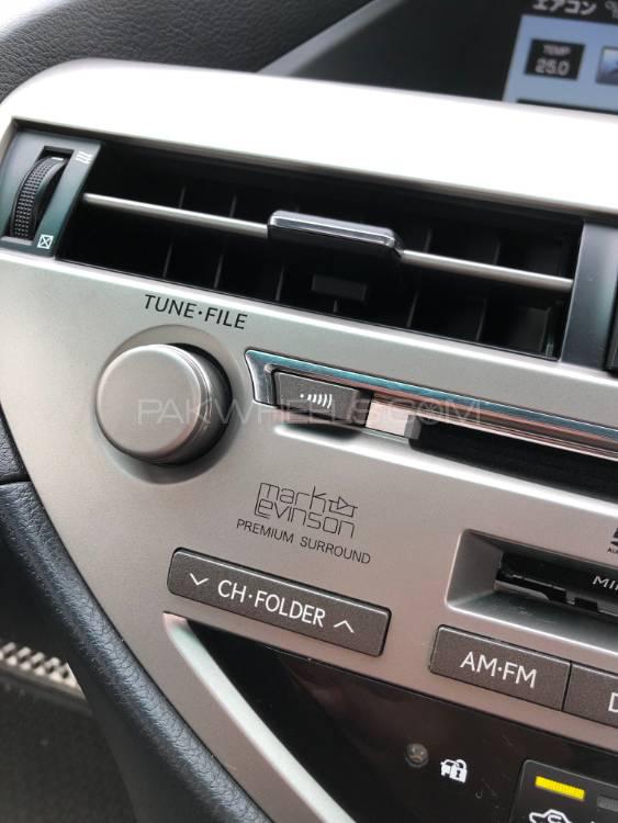 Lexus RX Series 2010 for Sale in Islamabad Lexus RX Series 2010 for Sale in Islamabad Image-8