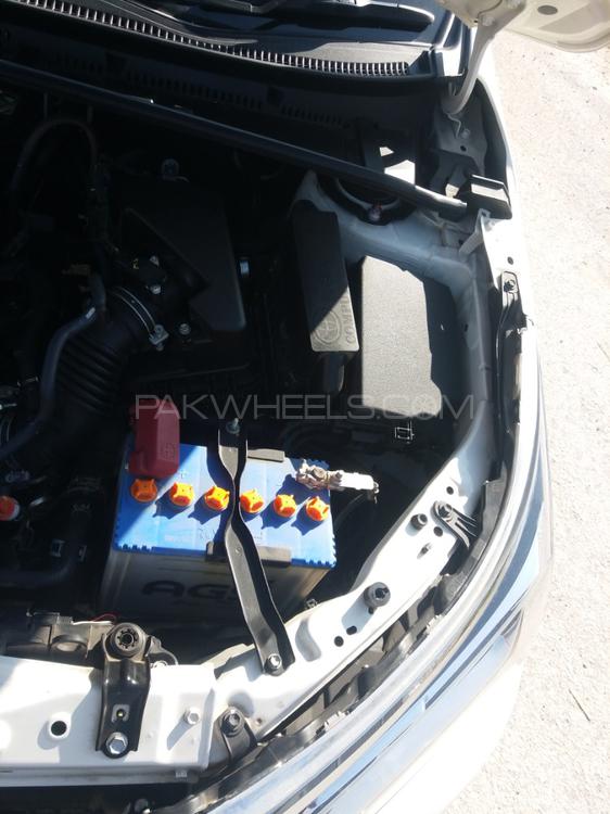 Toyota Corolla 2018 for Sale in Peshawar Toyota Corolla 2018 for Sale in Peshawar Image-2