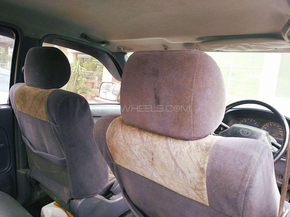 Toyota Hilux 1999 for Sale in Rawalpindi Toyota Hilux 1999 for Sale in Rawalpindi Image-10