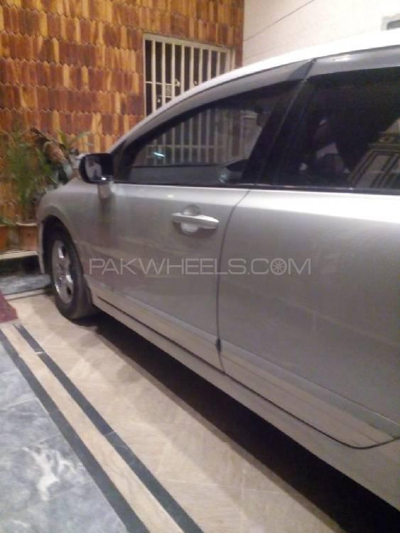 Honda Civic 2011 for Sale in Peshawar Honda Civic 2011 for Sale in Peshawar Image-6