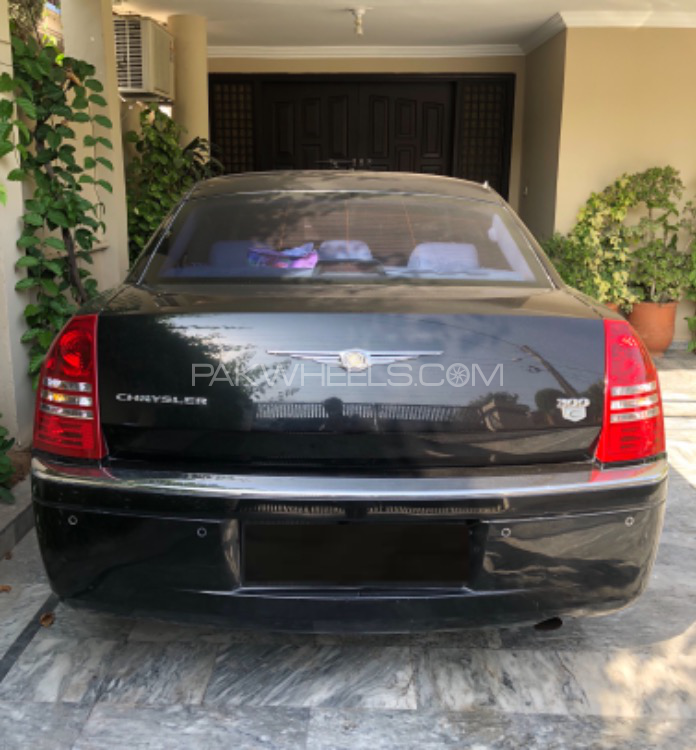 کرائسلر 300 سی - 2006  کرائسلر 300 سی - 2006  Image-4