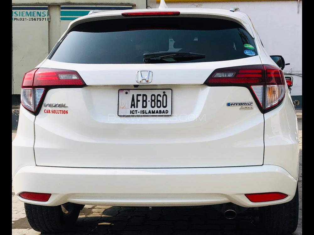 Honda Vezel 2016 for Sale in Rawalpindi Honda Vezel 2016 for Sale in Rawalpindi Image-11
