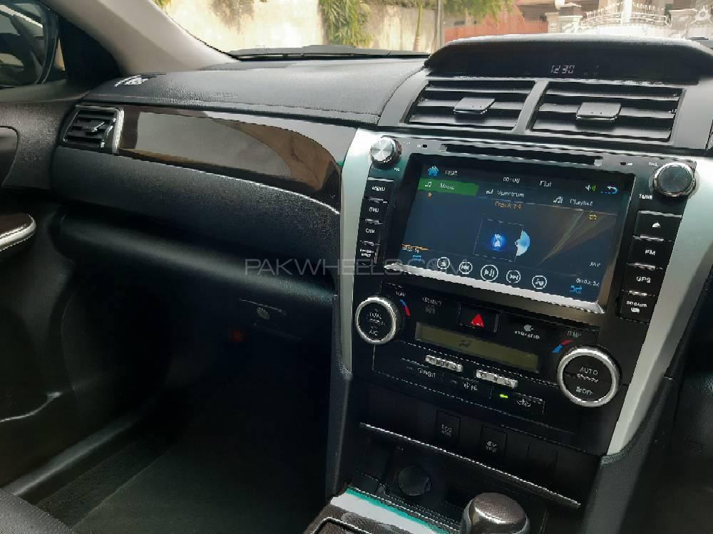 Toyota Camry 2013 for Sale in Lahore Toyota Camry 2013 for Sale in Lahore Image-10