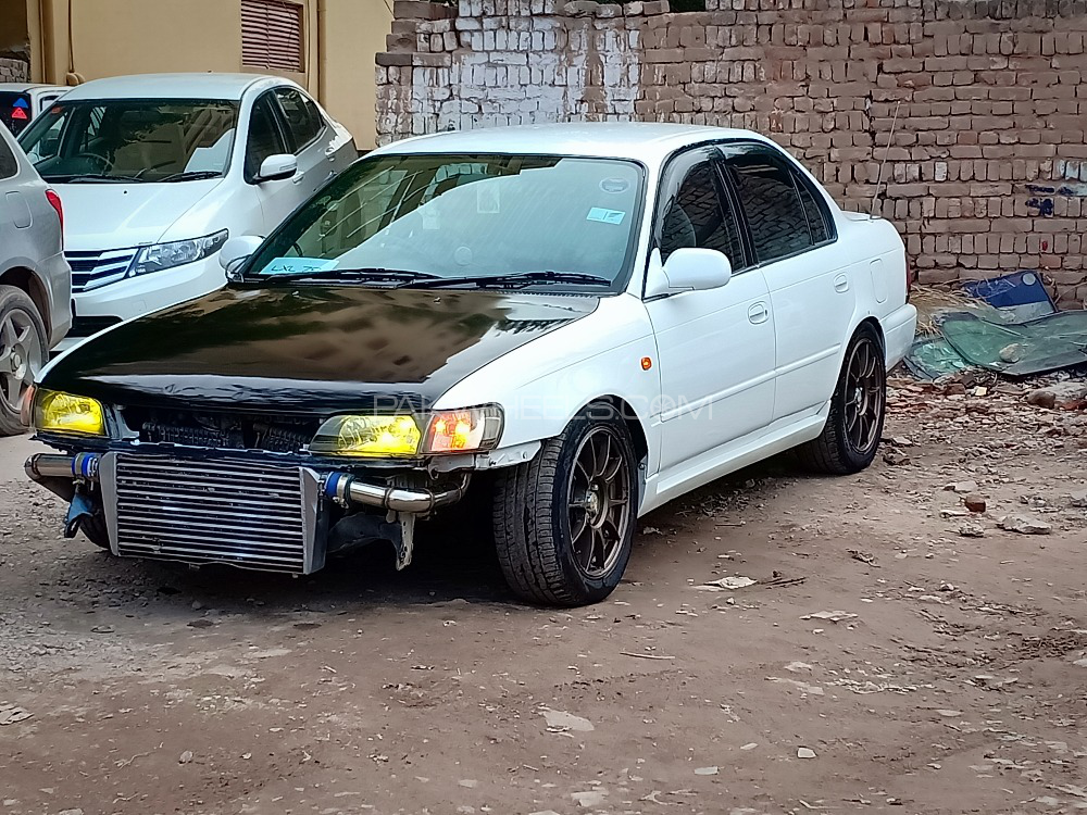 Toyota Corolla - 1995  Toyota Corolla - 1995  Image-4