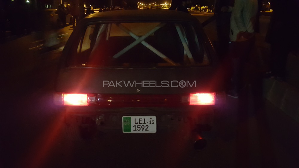 Daihatsu Charade - 1994  Daihatsu Charade - 1994  Image-2