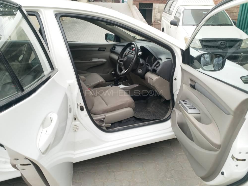 Honda City 2014 for Sale in Lahore Honda City 2014 for Sale in Lahore Image-4