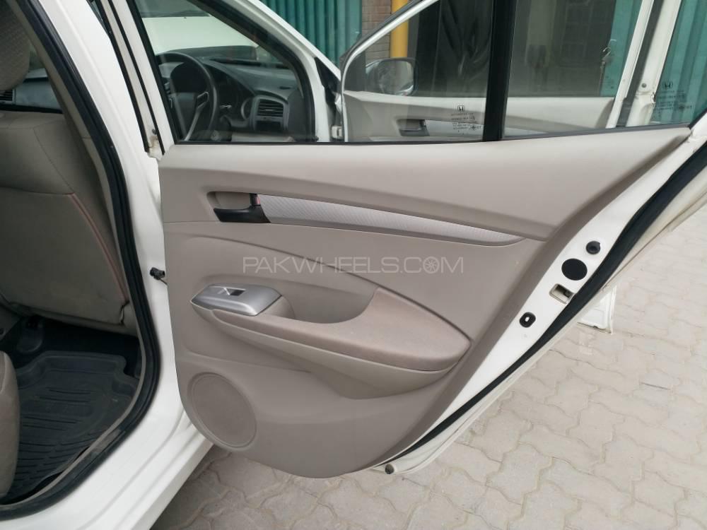 Honda City 2014 for Sale in Lahore Honda City 2014 for Sale in Lahore Image-5