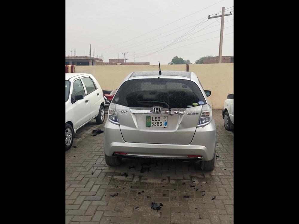 ہونڈا فٹ 2011 for Sale in ملتان ہونڈا فٹ 2011 for Sale in ملتان Image-5