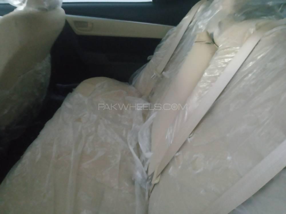Toyota Corolla 2019 for Sale in Karachi Toyota Corolla 2019 for Sale in Karachi Image-10