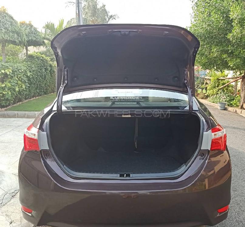 Toyota Corolla 2014 for Sale in Karachi Toyota Corolla 2014 for Sale in Karachi Image-10