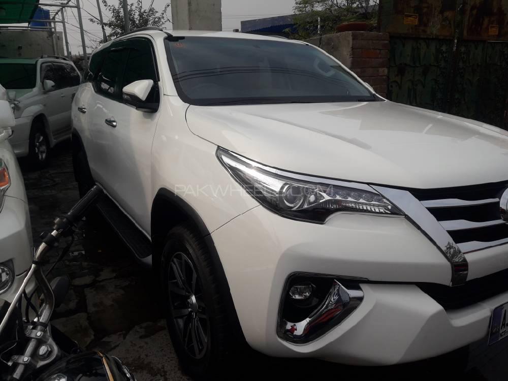 Toyota Fortuner 2017 for Sale in Lahore Toyota Fortuner 2017 for Sale in Lahore Image-2