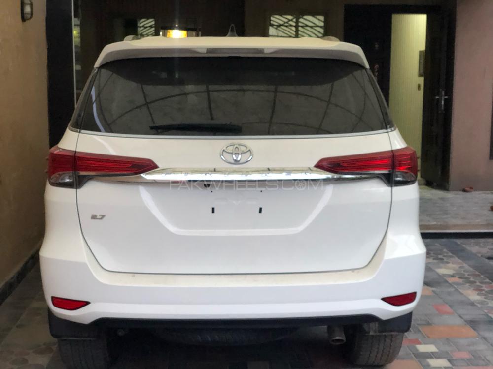 Toyota Fortuner 2019 for Sale in Lahore Toyota Fortuner 2019 for Sale in Lahore Image-8