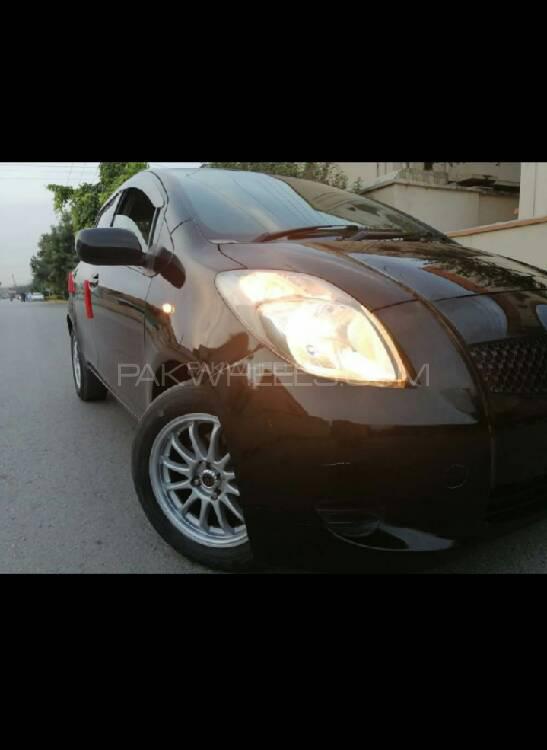 Toyota Vitz 2007 for Sale in Layyah Image-1