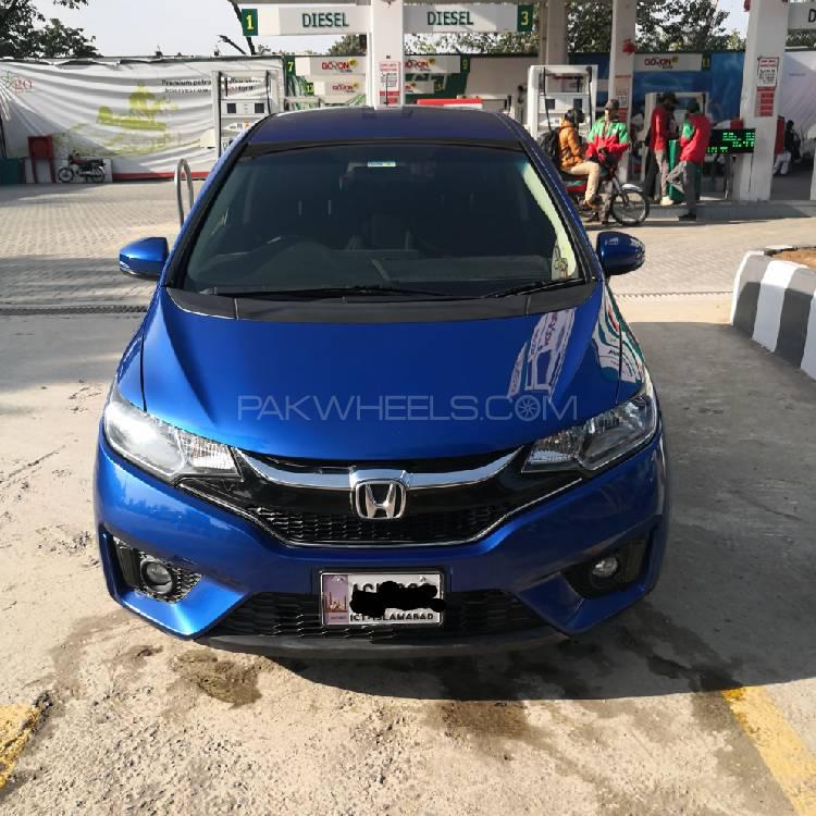 Honda Fit 2015 for Sale in Islamabad Image-1