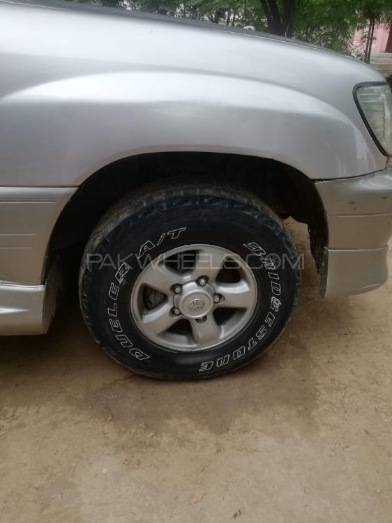 Lexus LX Series 2002 for Sale in Lahore Lexus LX Series 2002 for Sale in Lahore Image-8