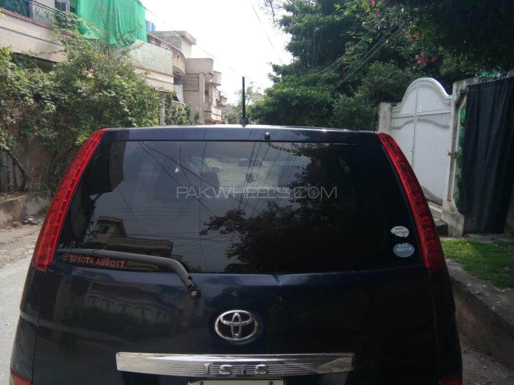 Toyota ISIS 2007 for Sale in Islamabad Toyota ISIS 2007 for Sale in Islamabad Image-6