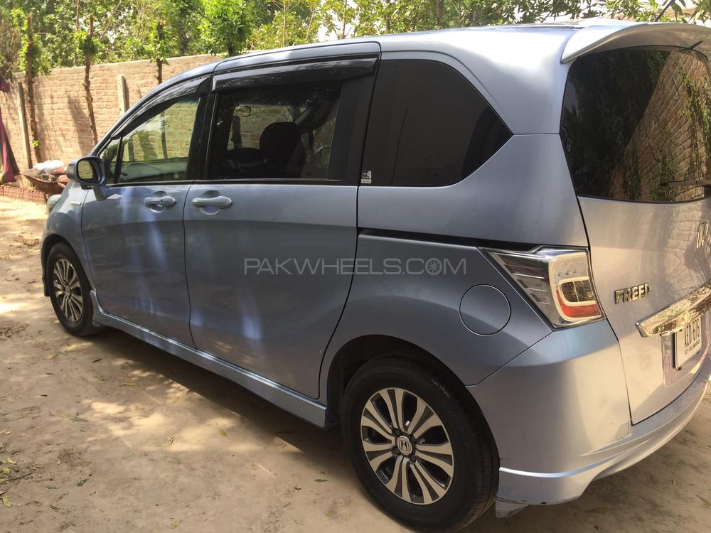 Honda Freed 2017 for Sale in Faisalabad Image-1