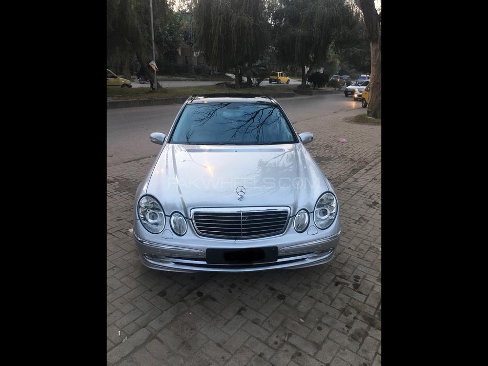 Mercedes Benz E Class 2005 for Sale in Islamabad Mercedes Benz E Class 2005 for Sale in Islamabad Image-4