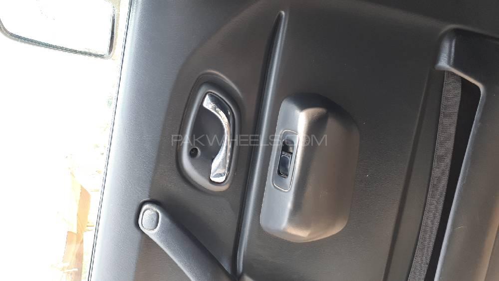 Suzuki Jimny Sierra 2010 for Sale in D.G.Khan Suzuki Jimny Sierra 2010 for Sale in D.G.Khan Image-5