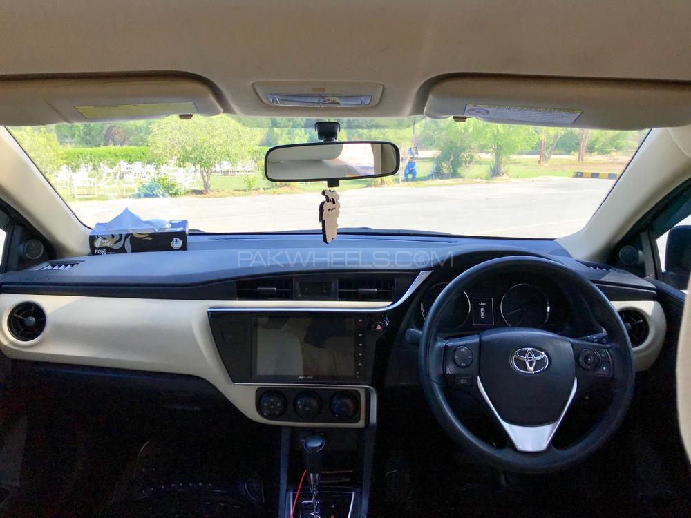 Toyota Corolla 2018 for Sale in Multan Toyota Corolla 2018 for Sale in Multan Image-2