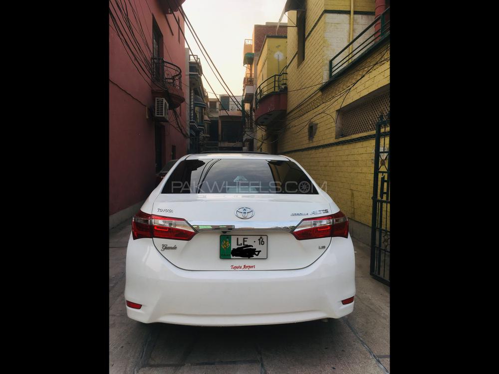 Toyota Corolla 2016 for Sale in Lahore Toyota Corolla 2016 for Sale in Lahore Image-6
