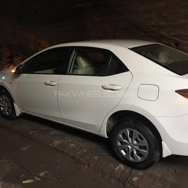 Toyota Corolla 2018 for Sale in Lahore Toyota Corolla 2018 for Sale in Lahore Image-16
