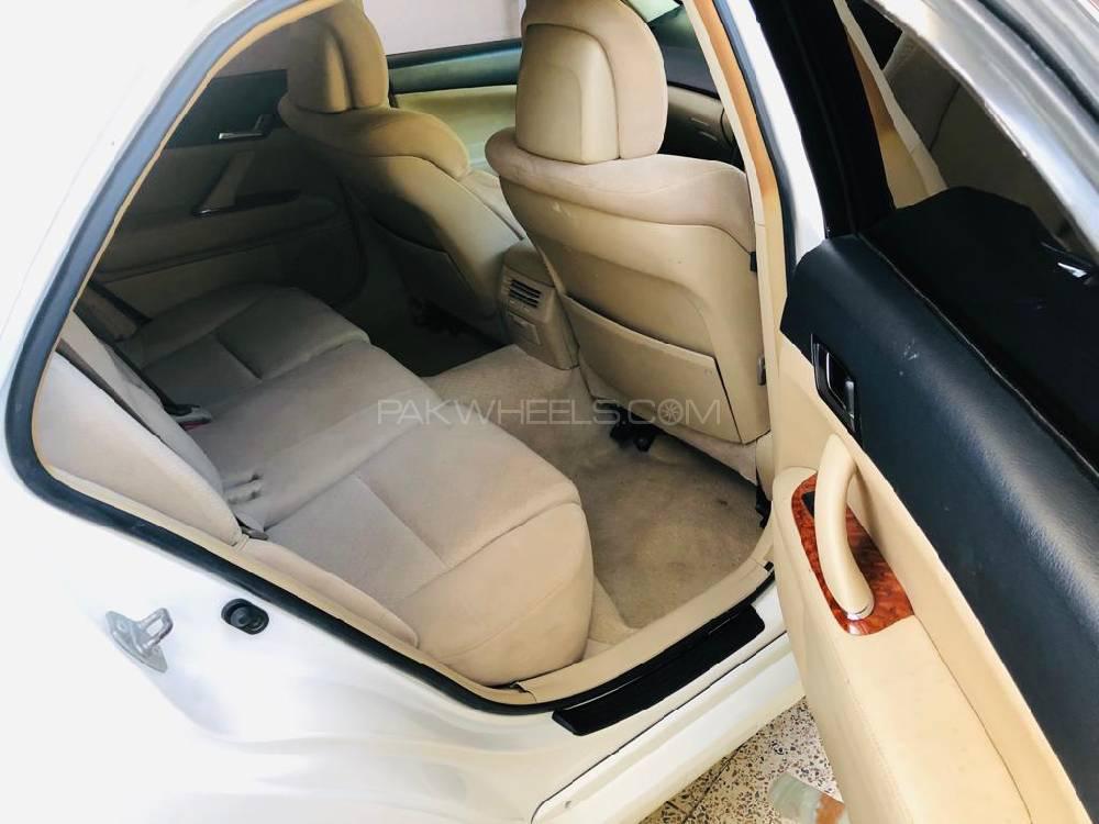 Toyota Mark X 2004 for Sale in Karachi Toyota Mark X 2004 for Sale in Karachi Image-9