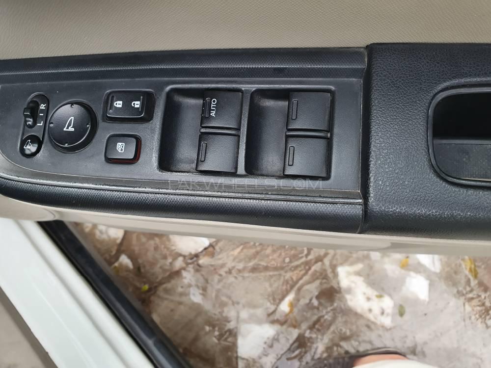 Honda BR-V 2017 for Sale in Peshawar Honda BR-V 2017 for Sale in Peshawar Image-7
