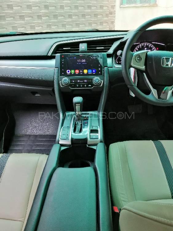 Honda Civic 2018 for Sale in Faisalabad Honda Civic 2018 for Sale in Faisalabad Image-4