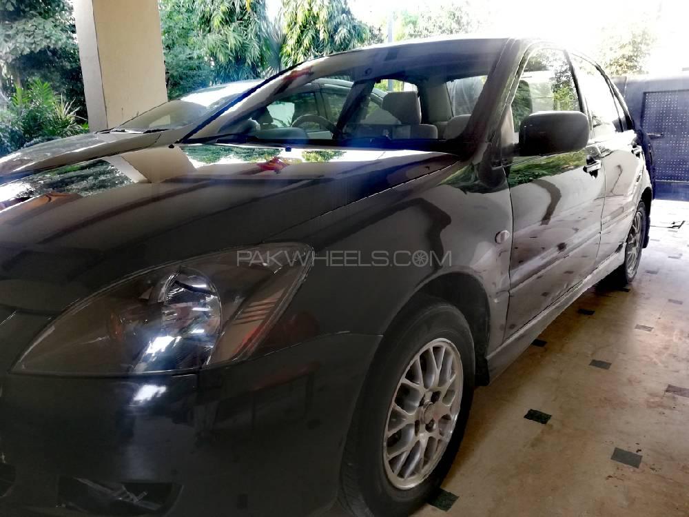 مٹسوبیشی لینسر 2005 for Sale in لاہور مٹسوبیشی لینسر 2005 for Sale in لاہور Image-8