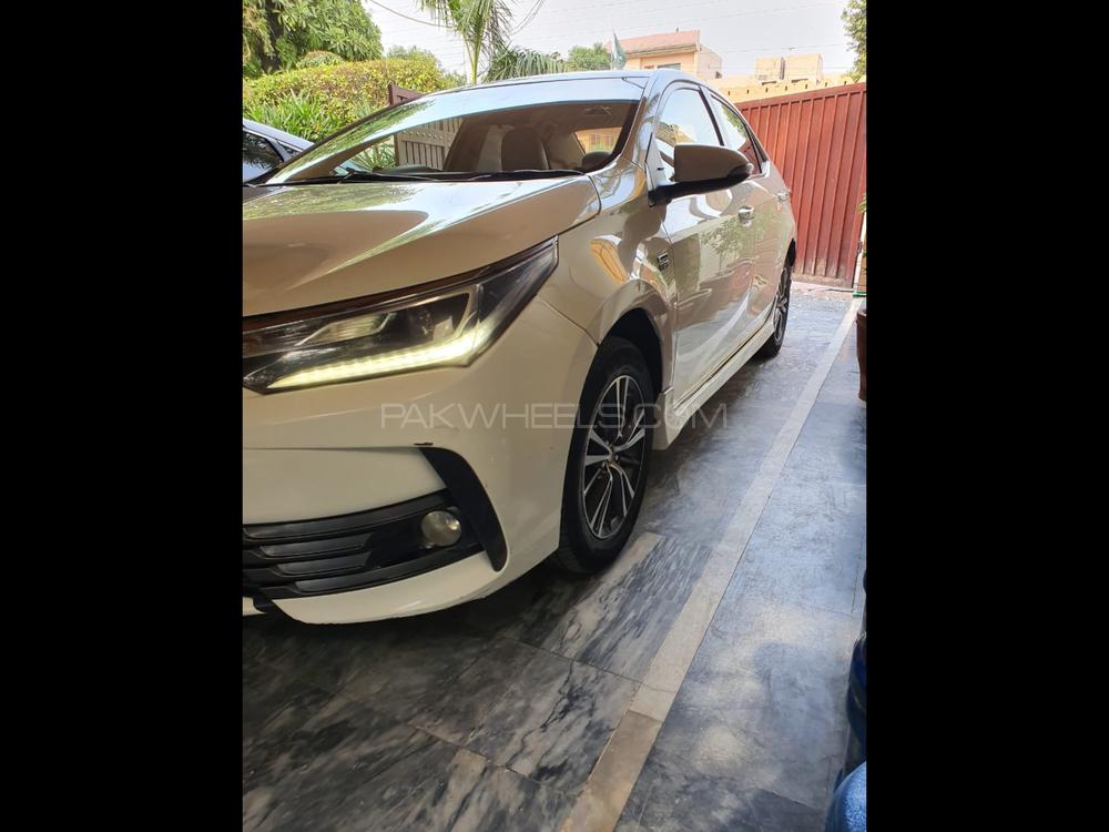 Toyota Corolla 2017 for Sale in Lahore Toyota Corolla 2017 for Sale in Lahore Image-4