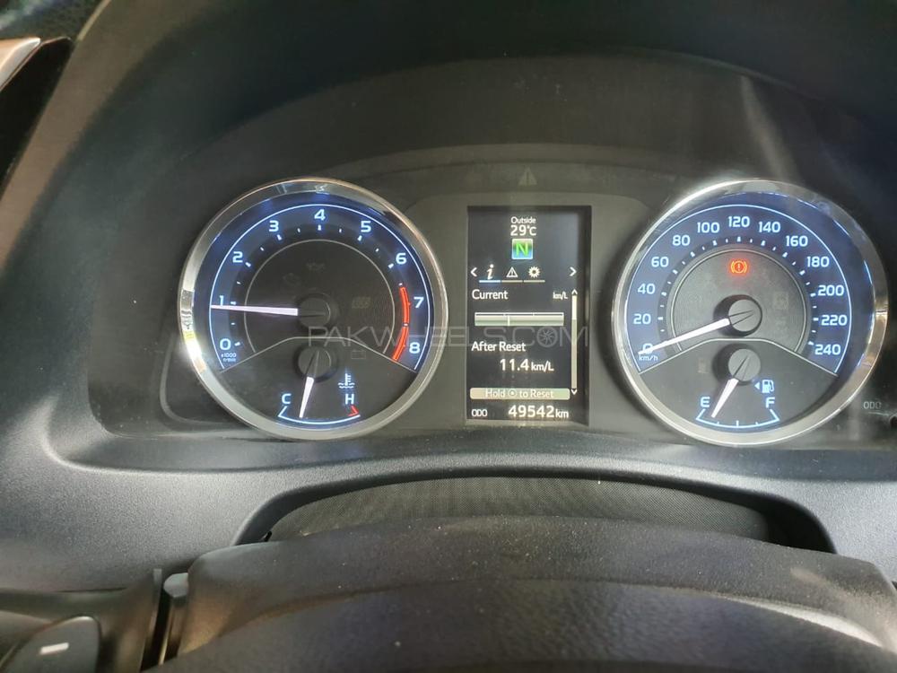 Toyota Corolla 2017 for Sale in Lahore Toyota Corolla 2017 for Sale in Lahore Image-7