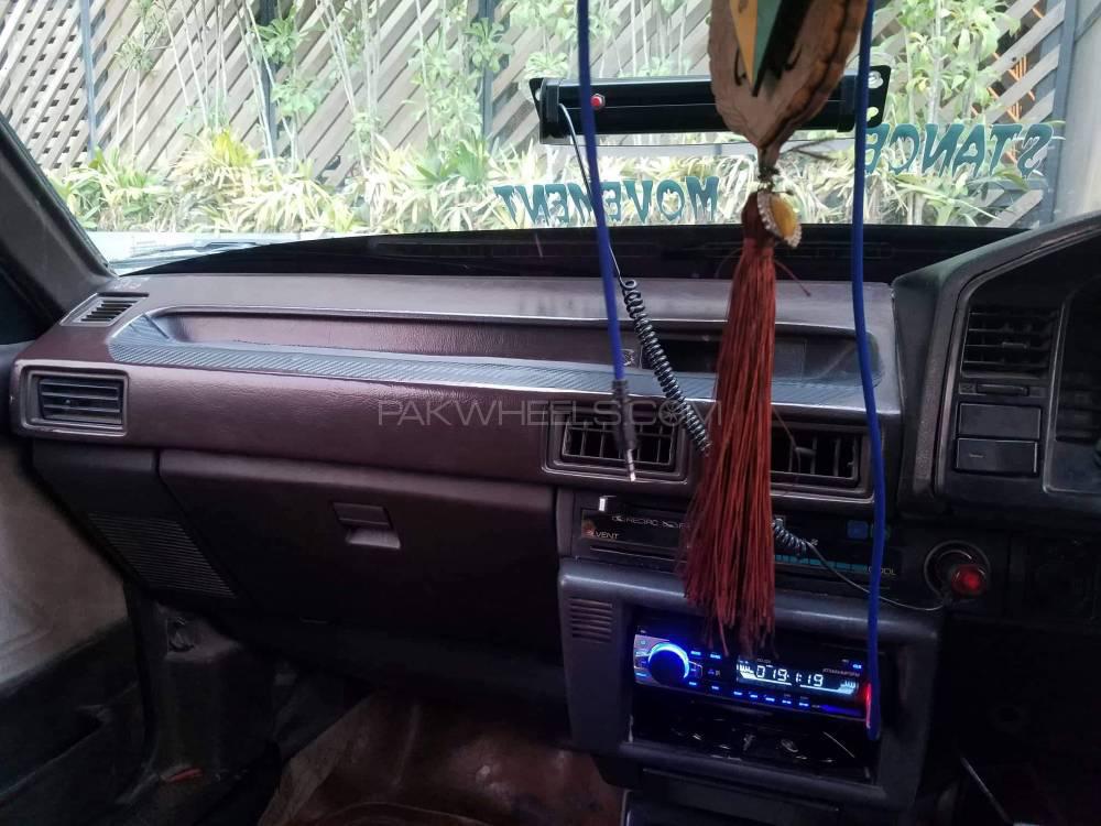 Toyota Corolla 1986 for Sale in Peshawar Toyota Corolla 1986 for Sale in Peshawar Image-4