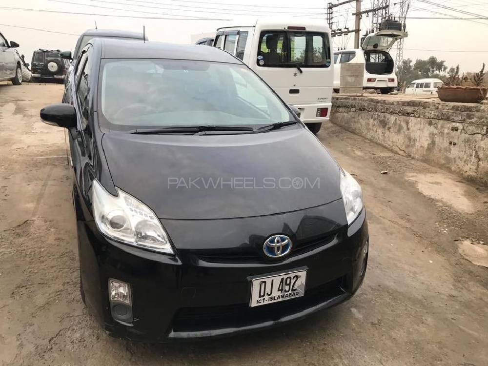 Toyota Prius 2011 for Sale in Rawalpindi Toyota Prius 2011 for Sale in Rawalpindi Image-3