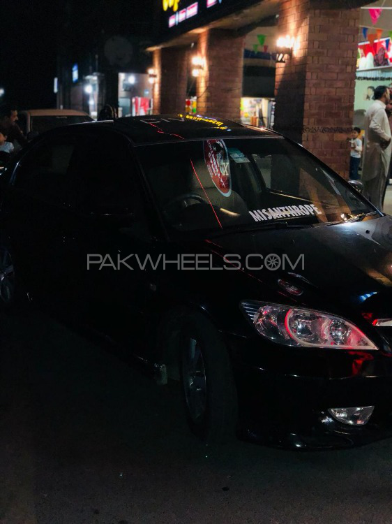 Honda Civic - 2005  Honda Civic - 2005  Image-3