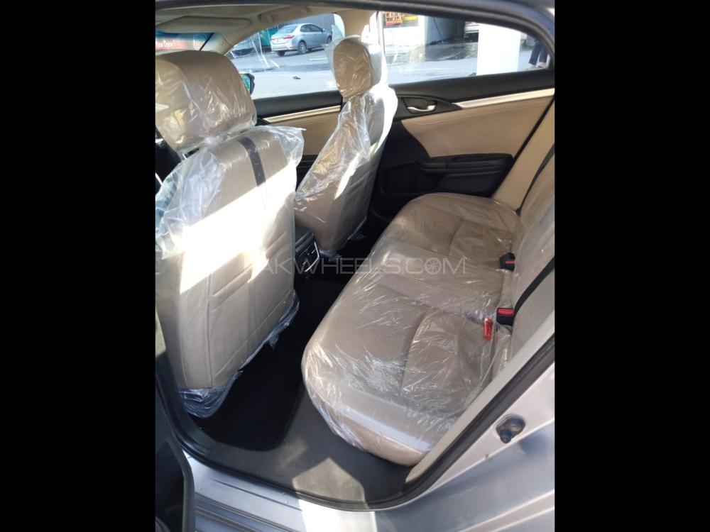 Honda Civic 2018 for Sale in Sialkot Honda Civic 2018 for Sale in Sialkot Image-6