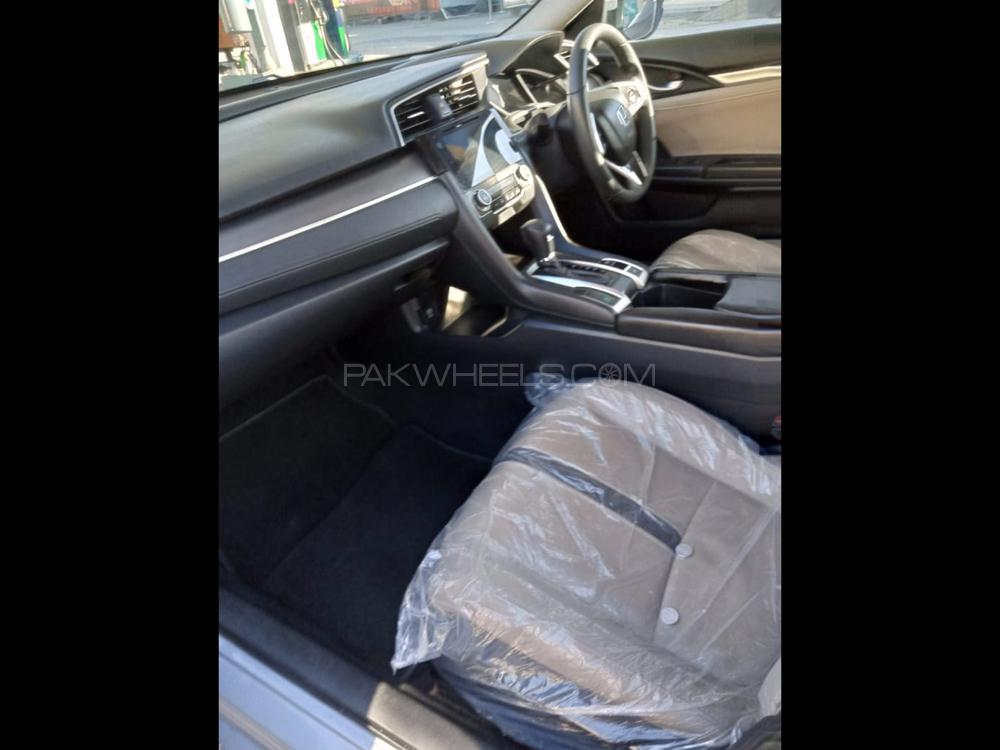 Honda Civic 2018 for Sale in Sialkot Honda Civic 2018 for Sale in Sialkot Image-7