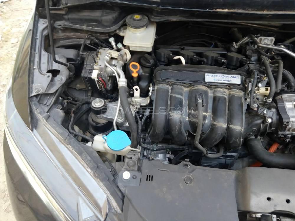 Honda Fit 2015 for Sale in Karachi Honda Fit 2015 for Sale in Karachi Image-5