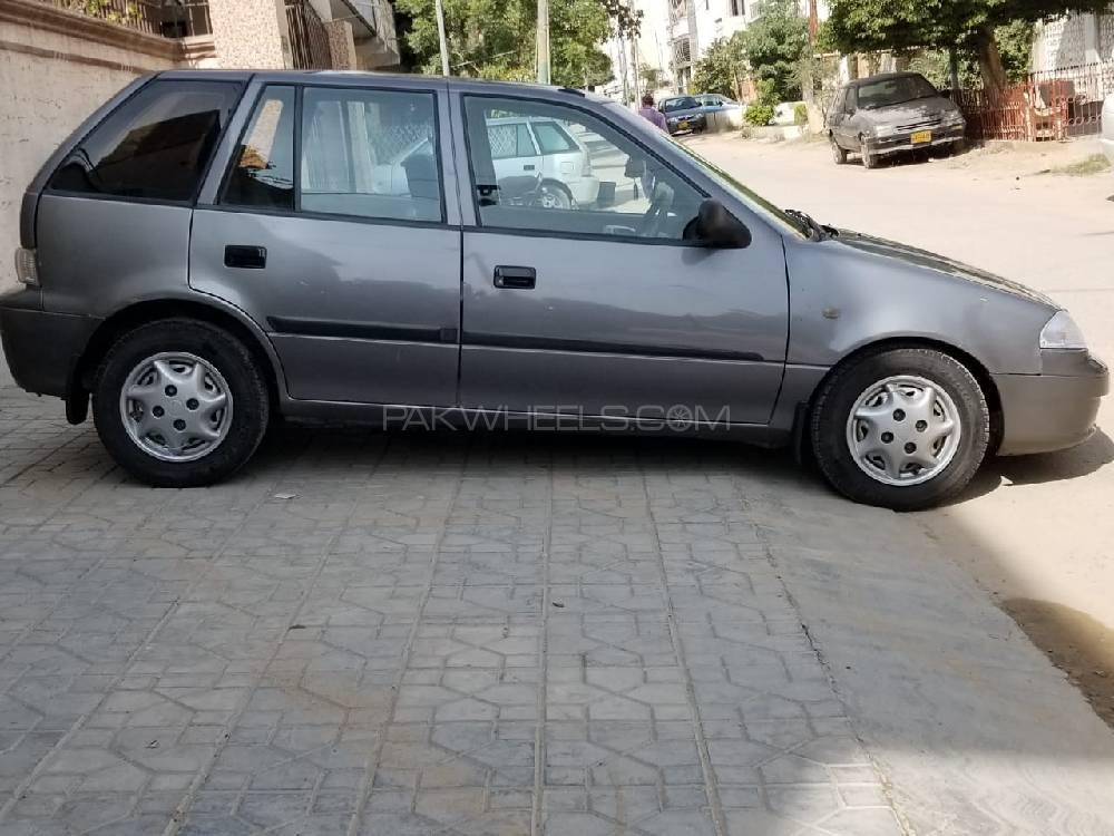 Suzuki Cultus 2013 for Sale in Karachi Suzuki Cultus 2013 for Sale in Karachi Image-3