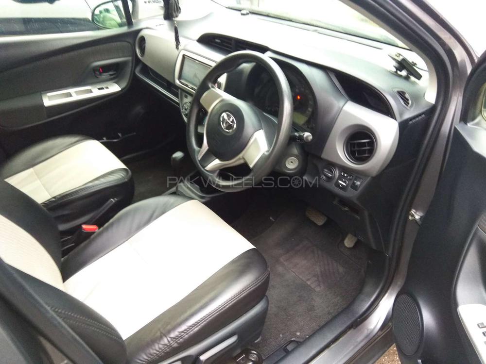 Toyota Vitz 2015 for Sale in Lahore Toyota Vitz 2015 for Sale in Lahore Image-6