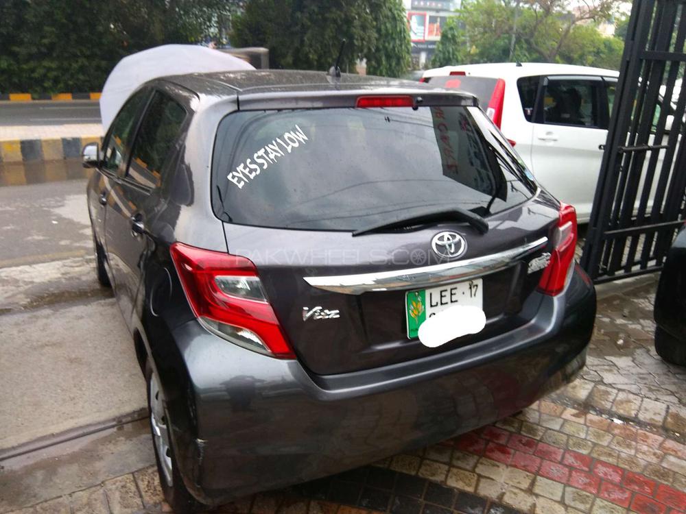 Toyota Vitz 2015 for Sale in Lahore Toyota Vitz 2015 for Sale in Lahore Image-13