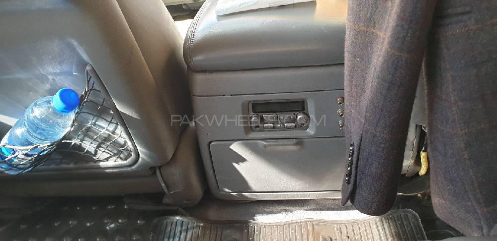 ٹویوٹا لینڈ کروزر 2006 for Sale in راولپنڈی ٹویوٹا لینڈ کروزر 2006 for Sale in راولپنڈی Image-9
