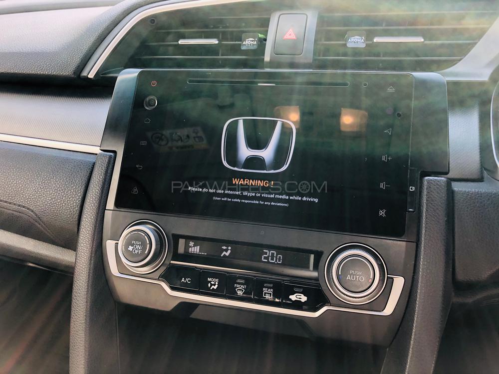 Honda Civic 2018 for Sale in Karachi Honda Civic 2018 for Sale in Karachi Image-10
