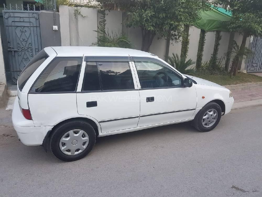 Suzuki Cultus 2004 for Sale in Peshawar Suzuki Cultus 2004 for Sale in Peshawar Image-4