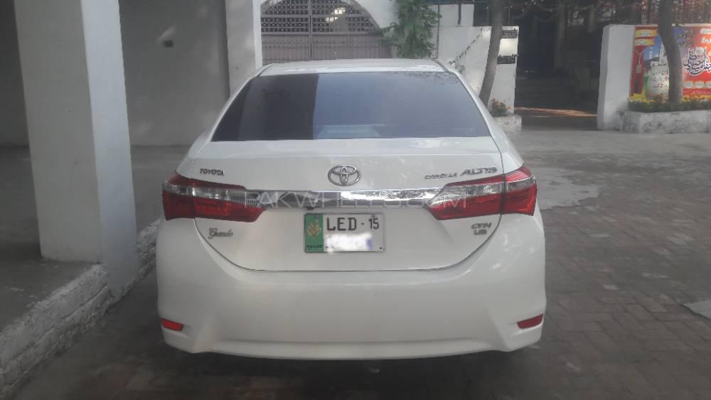 Toyota Corolla 2015 for Sale in Lahore Toyota Corolla 2015 for Sale in Lahore Image-4